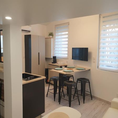 Mezza'Nimes Apartment ภายนอก รูปภาพ