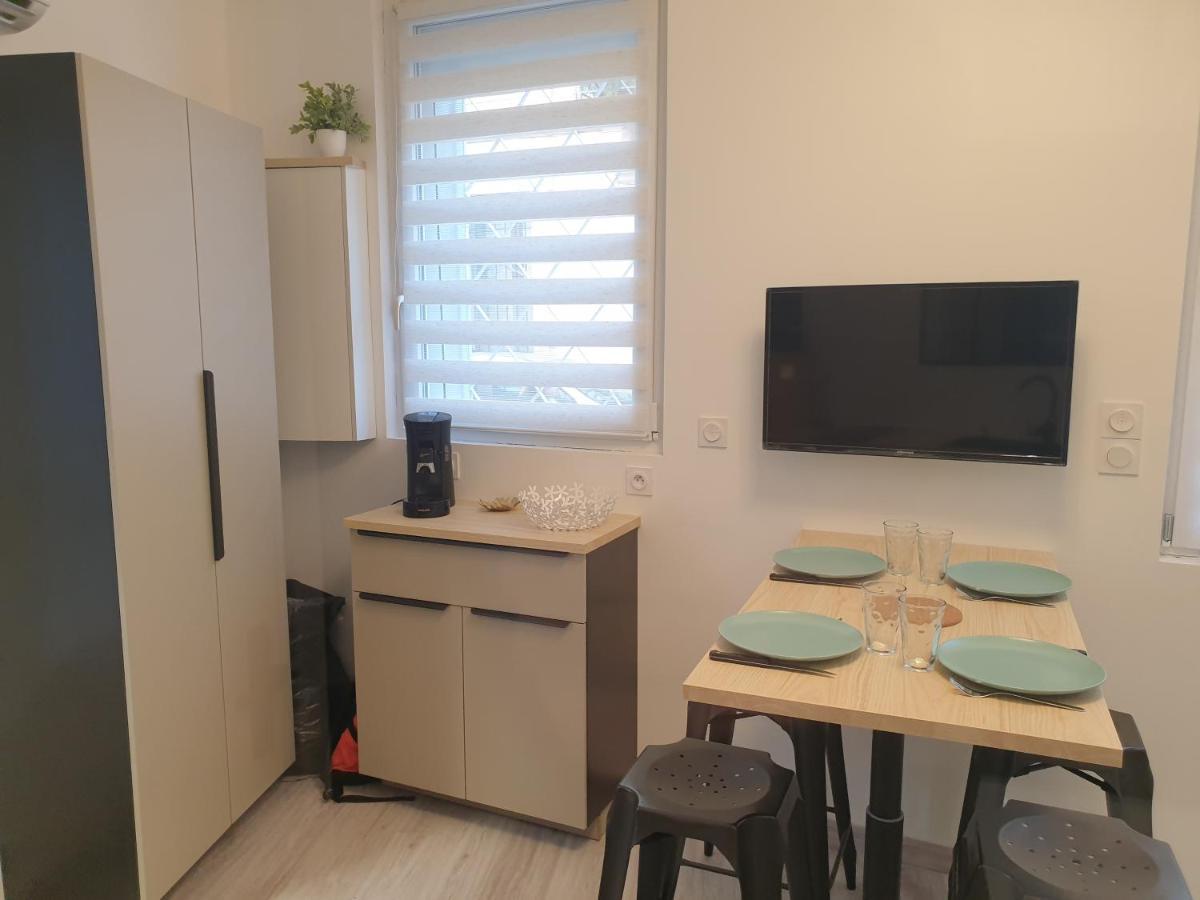 Mezza'Nimes Apartment ภายนอก รูปภาพ