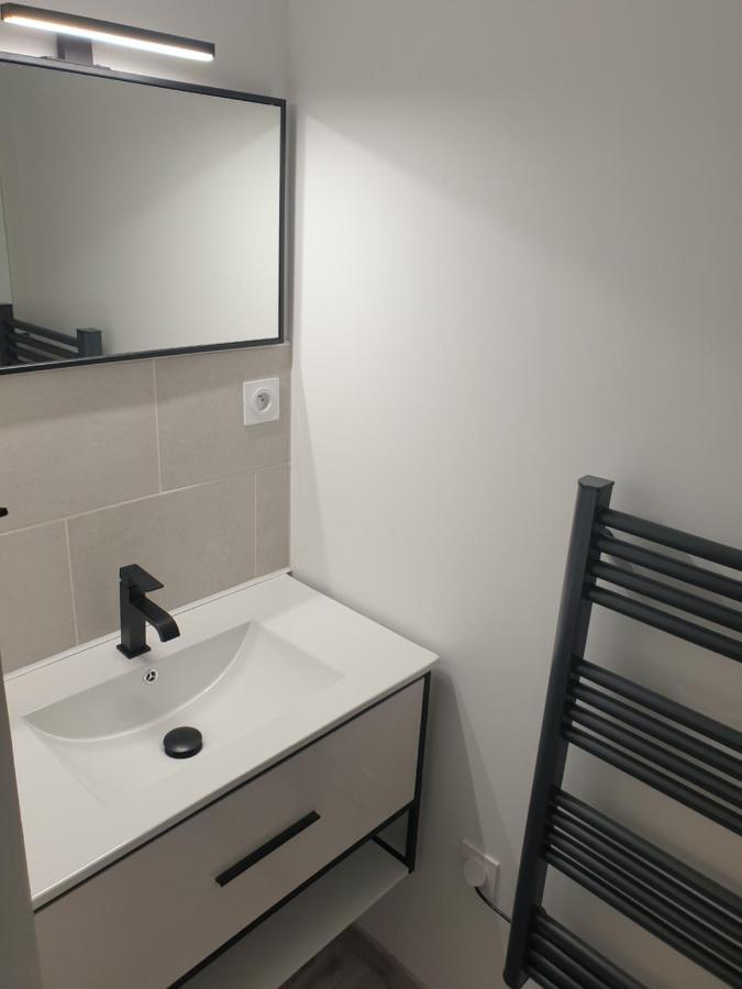 Mezza'Nimes Apartment ภายนอก รูปภาพ